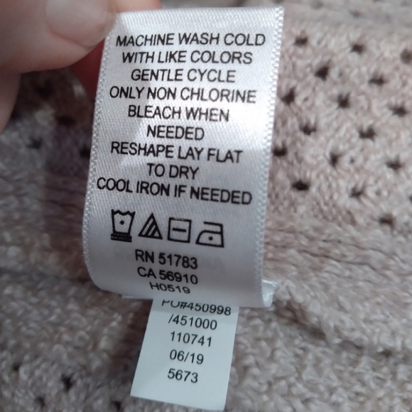 Gray waffle front fly away cardigan size S - Picture 9 of 9